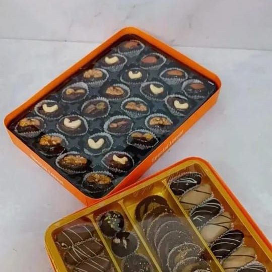 محصولات خرما با مغز گردو