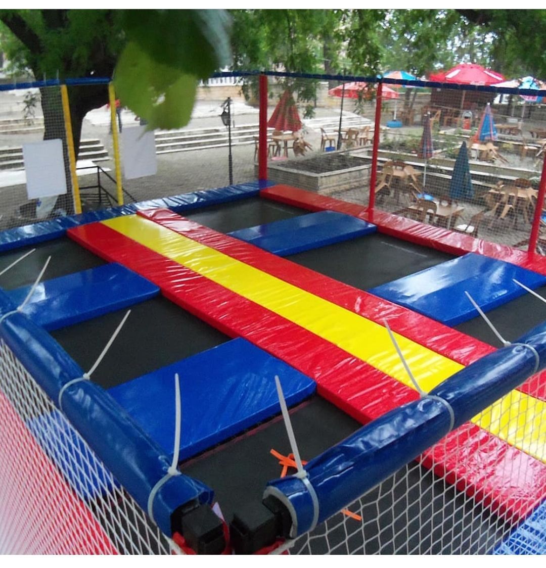 Trampoline