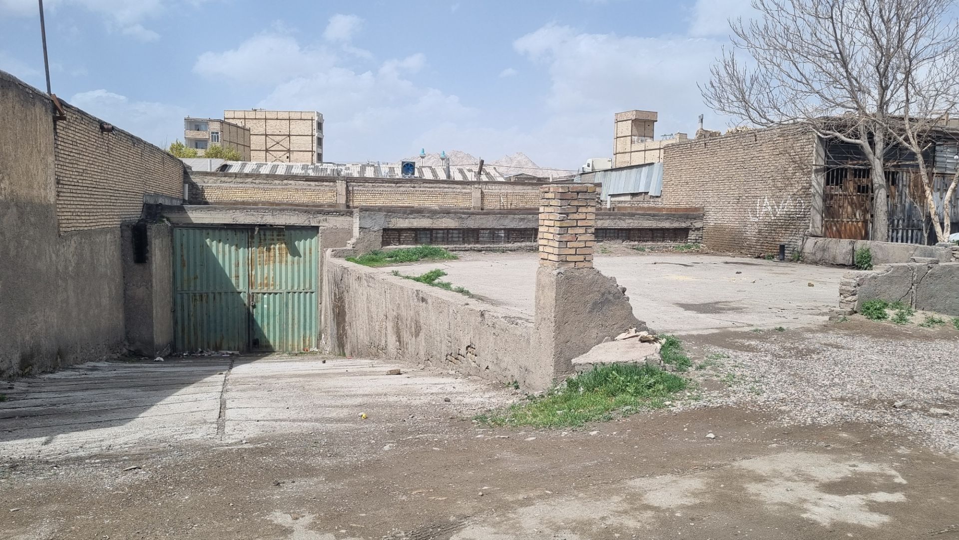 زمین 330 متری - تجاری صنعتی