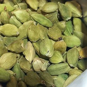 Excellent saffron, legumes, golden raisins