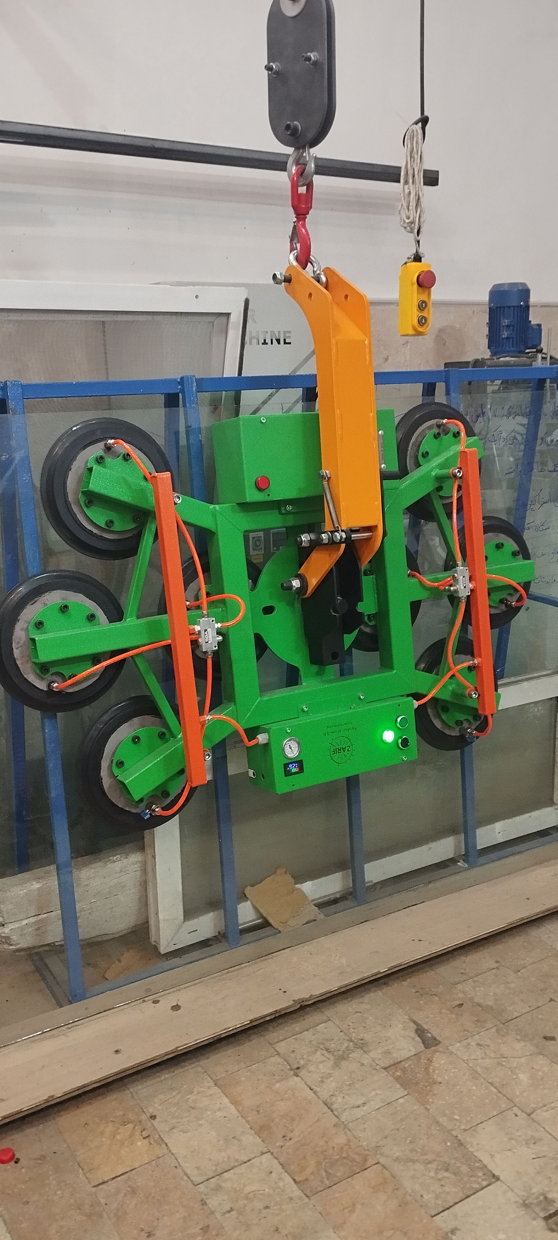 Battery-Powered Vacuum Glass & Slab Lifter