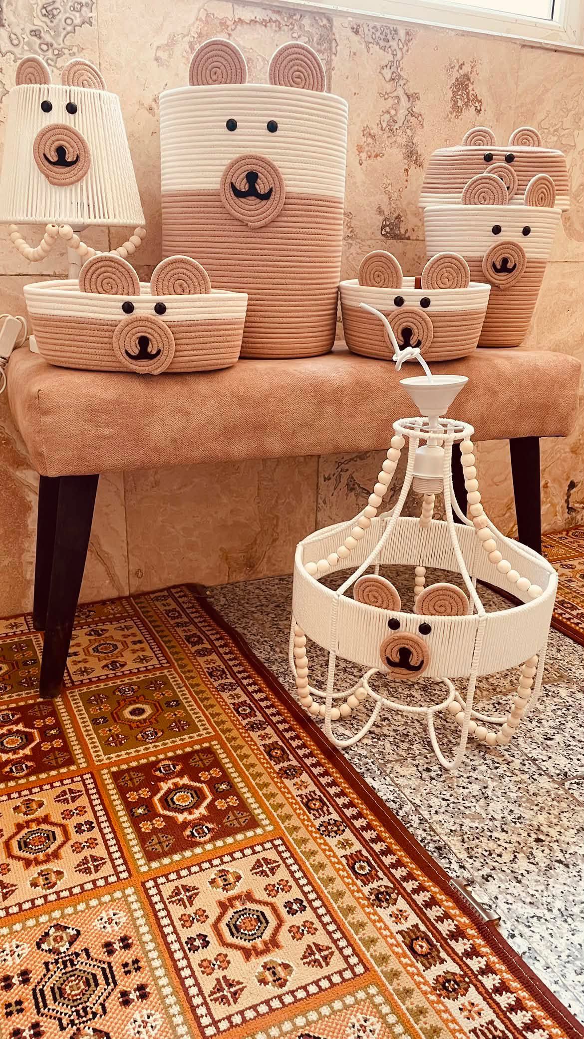 Sisemony set, organizing basket