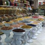 پسته زعفرانی خندان درجه یک 