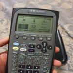 ماشین حساب تگزاس تیتانیوم ti89