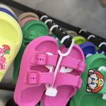 دمپایی سبک و نرم و بادوام