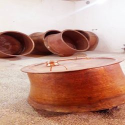 دیگ مسی .copper pot