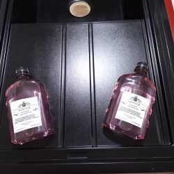 Gelcoat , wax , pva, mold Gelcoat , wax , pva, mold