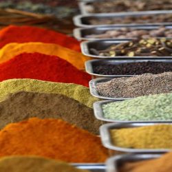 کلیه ادویه و گیاهان دارویی
