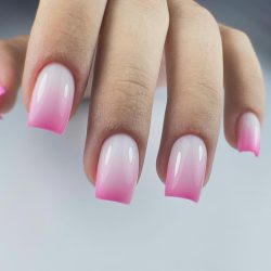 خدمات کاشت ناخن هوم سرویس خدمات کاشت ناخن هوم سرویس