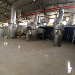 فروش کارخانه گلاب و عرقیجات 