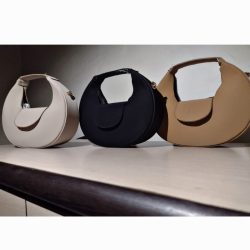 کیف به تعداد جنس چرم درجه ۱ کیف به تعداد جنس چرم درجه ۱