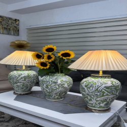گلدان  و آباژور طرح برجسته دو رنگ