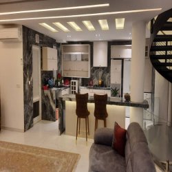 باغشهر لوکس در شهرصدرا