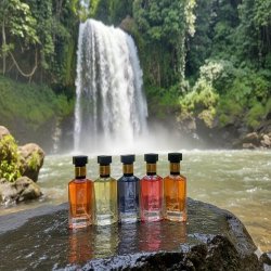 عطر آراز