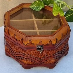 علبة شوكولاتة