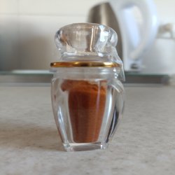 فروش انواع ادویه‌جات وعرقیجات 