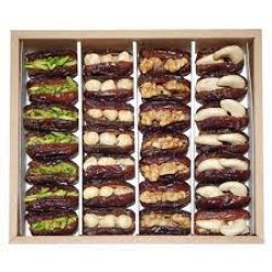 شیرینی خرما مغزدار و شکلات تلخ 
