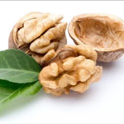 گردو باغات تویسرکان استان همدان