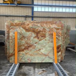 Onyx green 
