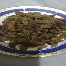کشمش آجیلی ارگانیک