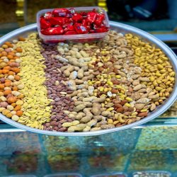 فروش خشکبار حبوبات ادویه و آجیل 