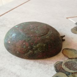 سکه و ظرف مظفریان (آل مظفر)