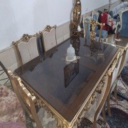 میز نهار خوری سلطنتی میز نهار خوری سلطنتی