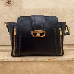 کیف چرم طبیعی تماما دست دوز