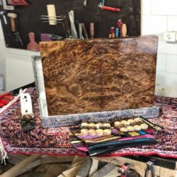 لوحة الطاولة الفاخرة