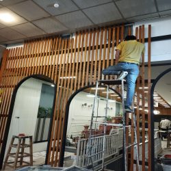 اجرای نما کامپوزیت و نما چوب و شیروانی