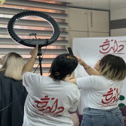 مصفف شعر ذو خبرة في العمل المهني