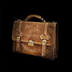 کیف چرم طبیعی