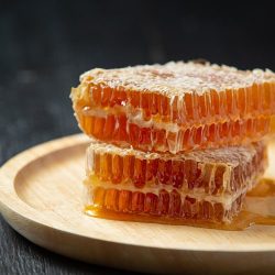  عسل زعفران پسته و  مواد غذایی عمده 