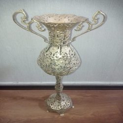 وعاء معدني من النحاس