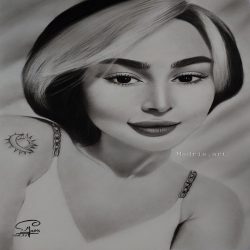 طراحی چهره سیاه قلم 