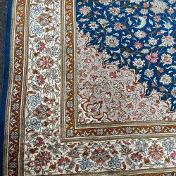 یک تخته قالیچه ۳ متری