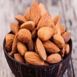 مغز بادام